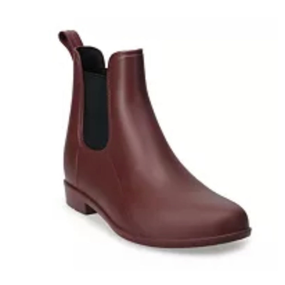 SO Lizard Matte Chelsea Boot, Maroon, Size 9
